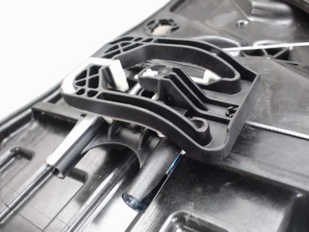 MECANISME LEVE-GLACE ARRIERE DROIT FORD PUMA