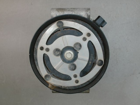 COMPRESSEUR AIR CONDITIONNE FORD PUMA