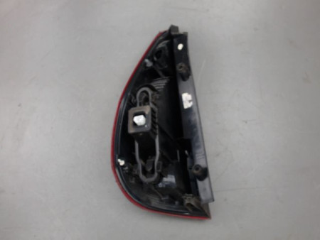 FEU ARRIERE DROIT RENAULT MEGANE