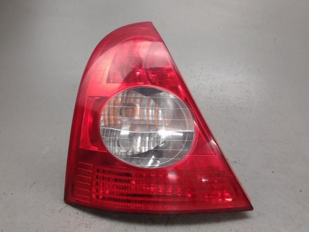 FEU ARRIERE GAUCHE  RENAULT CLIO