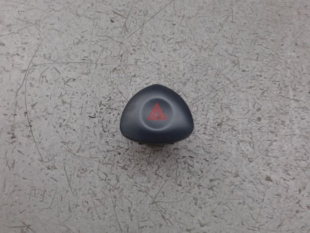 BOUTON DE WARNING RENAULT CLIO