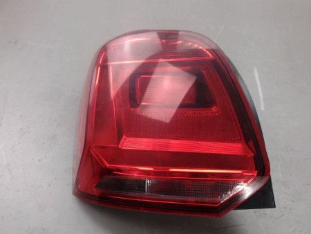 FEU ARRIERE GAUCHE  VOLKSWAGEN POLO