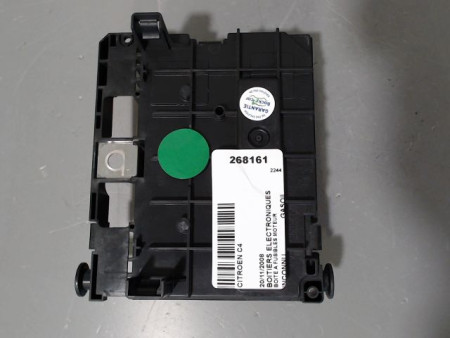 BOITE A FUSIBLES CITROEN C4