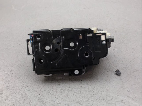SYSTEME CONDAMNATION AVANT DROIT VOLKSWAGEN POLO