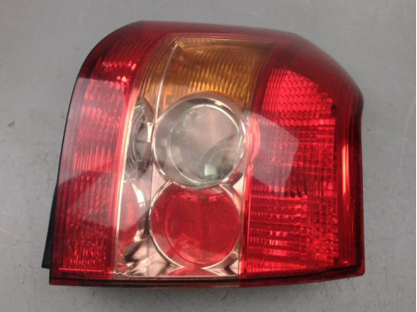 FEU ARRIERE DROIT TOYOTA COROLLA