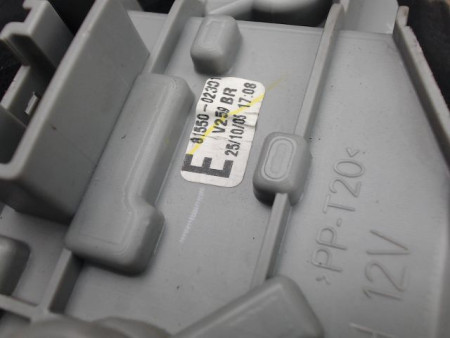 FEU ARRIERE DROIT TOYOTA COROLLA