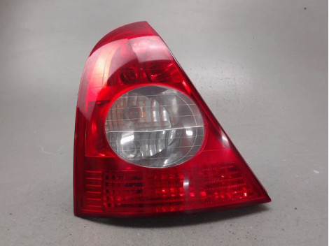 FEU ARRIERE GAUCHE  RENAULT CLIO