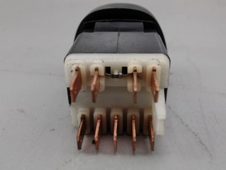 BOUTON DE WARNING RENAULT MEGANE