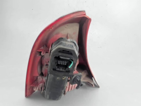 FEU ARRIERE DROIT RENAULT CLIO