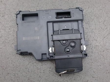 LECTEUR DE CARTE RENAULT CAPTUR