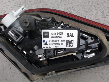 FEU ARRIERE INTERIEUR GAUCHE OPEL CORSA