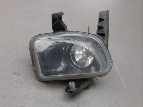 PHARE ANTIBROUILLARD AVANT DROIT FIAT PUNTO