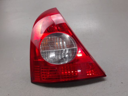 FEU ARRIERE GAUCHE  RENAULT CLIO