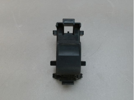 COMMANDE LEVE-GLACE PORTE AVD TOYOTA RAV4