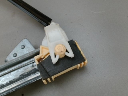 MECANISME LEVE-GLACE AVANT GAUCHE RENAULT MEGANE