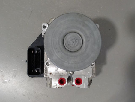 UNITE HYDRAULIQUE ABS TOYOTA RAV4