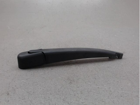 BRAS ESSUIE-GLACE ARRIERE FORD KUGA