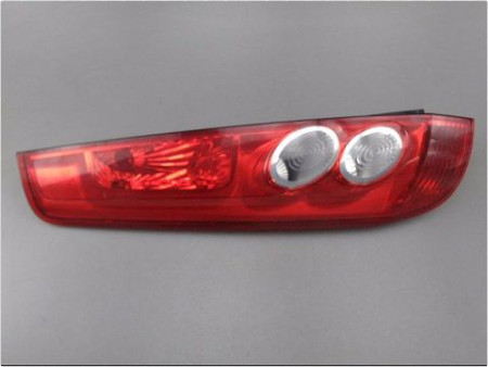 FEU ARRIERE GAUCHE  FORD FIESTA 05-08