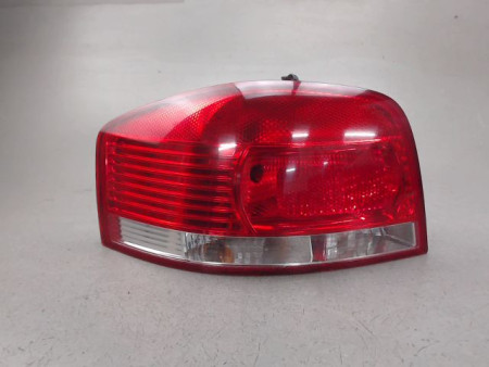FEU ARRIERE GAUCHE  AUDI A3