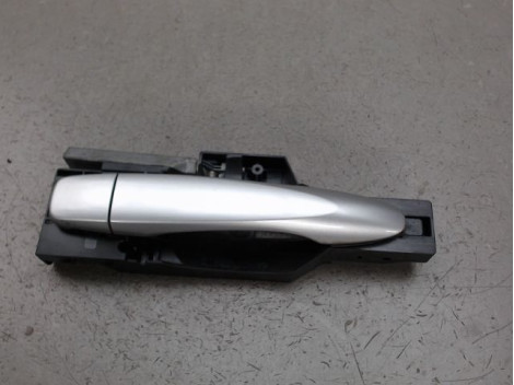 POIGNEE EXTERIEURE PORTE ARRIERE DROIT RENAULT KADJAR