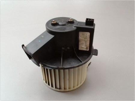 MOTEUR VENTILATEUR CHAUFFAGE PEUGEOT 307