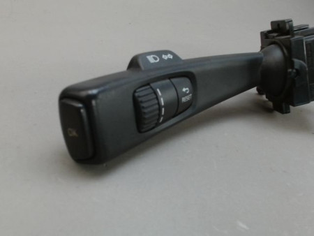 COMMANDE CLIGNOTANT VOLVO V40