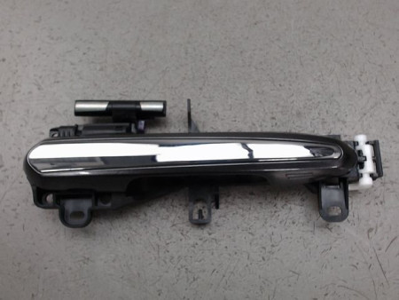 POIGNEE EXTERIEURE PORTE AVANT DROIT TOYOTA RAV4