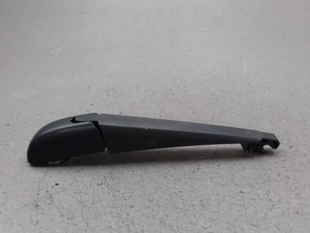 BRAS ESSUIE-GLACE ARRIERE TOYOTA AURIS