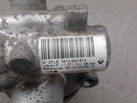 POMPE DIRECTION ASSISTEE DACIA SANDERO