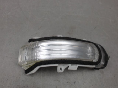 REPETITEUR RETROVISEUR GAUCHE TOYOTA U.CRUISER
