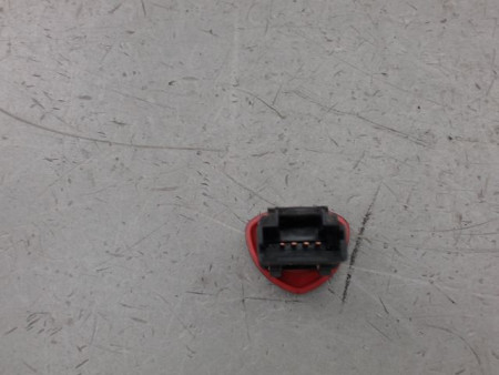 BOUTON DE WARNING RENAULT CLIO