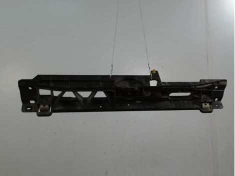 TRAVERSE SUPERIEURE ARMATURE AVANT CITROEN C4