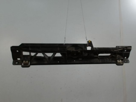 TRAVERSE SUPERIEURE ARMATURE AVANT CITROEN C4
