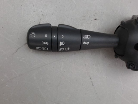 COMMANDE CLIGNOTANT DACIA SANDERO