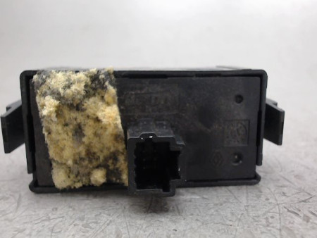 BOUTON DE WARNING RENAULT MASTER
