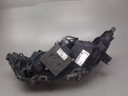 PHARE DROIT TOYOTA RAV4