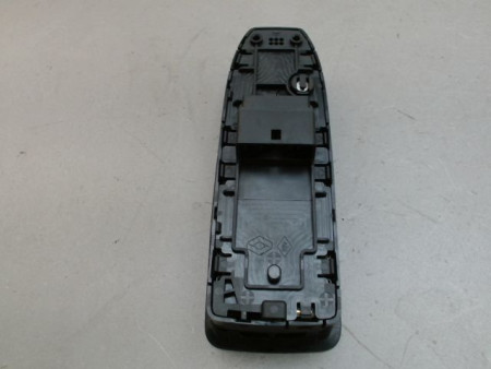 COMMANDE LEVE-GLACE PORTE AVG RENAULT CAPTUR