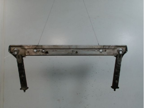 TRAVERSE INFERIEURE ARMATURE AVANT RENAULT MEGANE