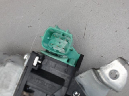 MECANISME LEVE-GLACE AVANT GAUCHE NISSAN NV200