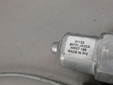MECANISME LEVE-GLACE AVANT GAUCHE NISSAN NV200