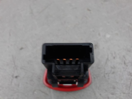 BOUTON DE WARNING RENAULT CLIO