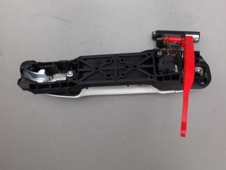 POIGNEE EXTERIEURE PORTE ARRIERE DROIT TOYOTA YARIS