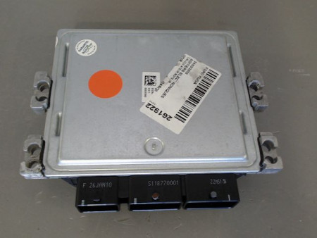 CALCULATEUR MOTEUR FORD KUGA
