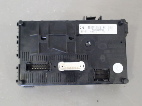 BOITIER GESTION HABITACLE RENAULT CLIO