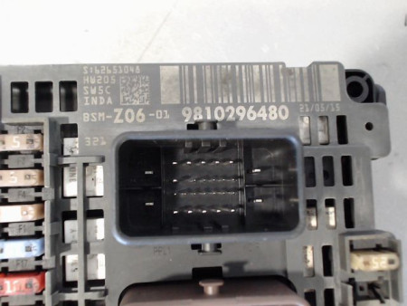 BOITE A FUSIBLES CITROEN C4