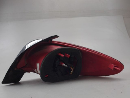 FEU ARRIERE GAUCHE  PEUGEOT 206