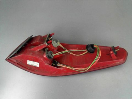FEU ARRIERE GAUCHE  PEUGEOT 607 PH2 04-12