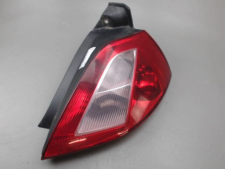 FEU ARRIERE DROIT RENAULT MEGANE