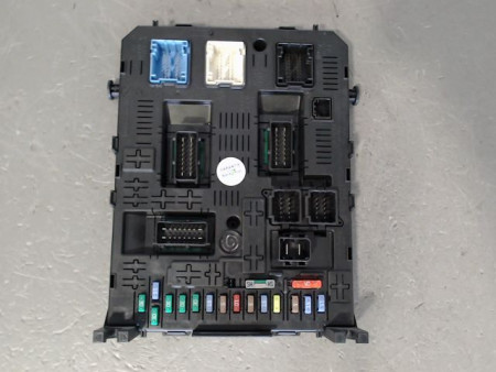 BOITIER GESTION HABITACLE CITROEN C4