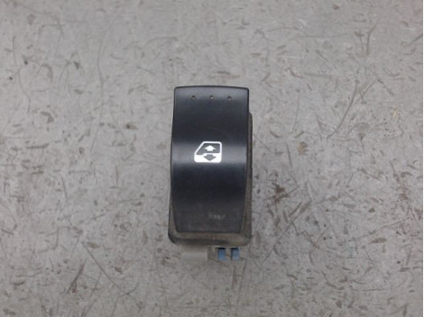 COMMANDE LEVE-GLACE PORTE AVD RENAULT KANGOO